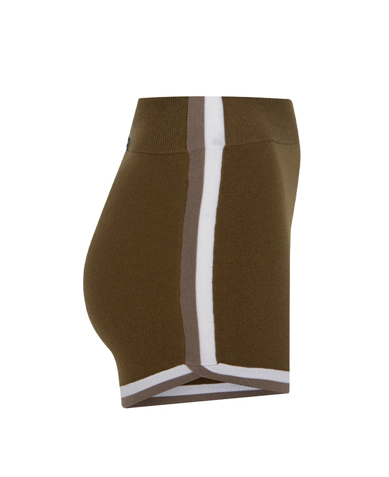 
                  
                    RETRO SHORT 2.0 - HARVEST
                  
                